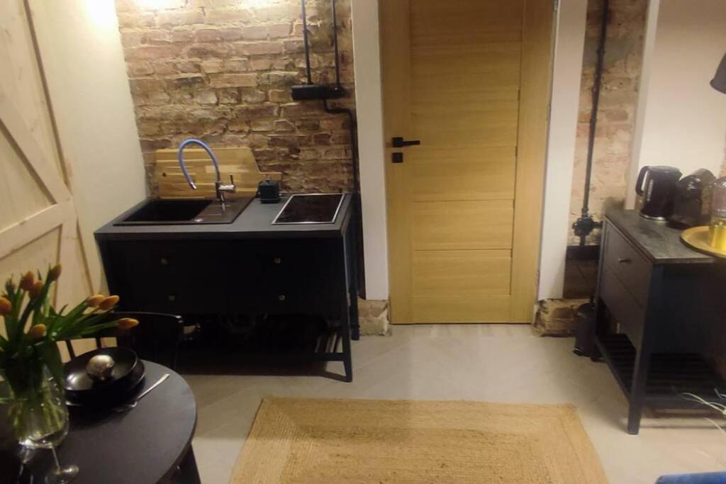 Przytulne Studio 5 Z Parkingiem Katowice Bagian luar foto